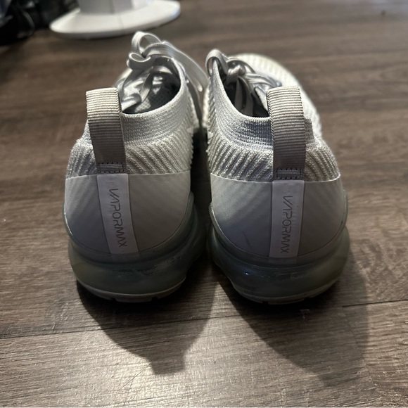 The Nike Air VaporMax Flyknit 3 White Pure Platinum Size 12.5 Men’s - - Picture 6 of 8